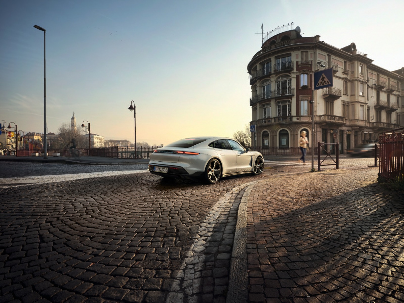 Porsche Approved 3 by Benjamin PICHELMANN