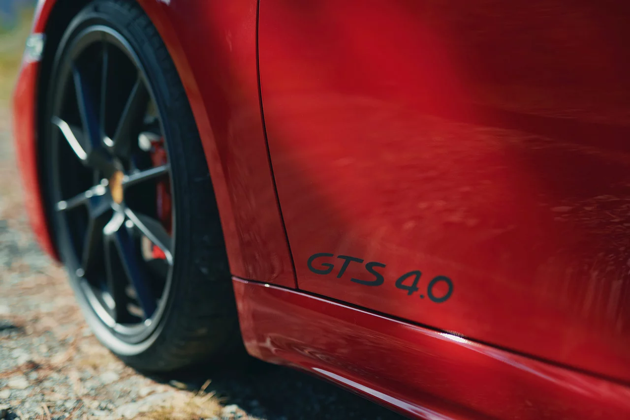 Porsche 718 GTS 11 by Thomas STROGALSKI