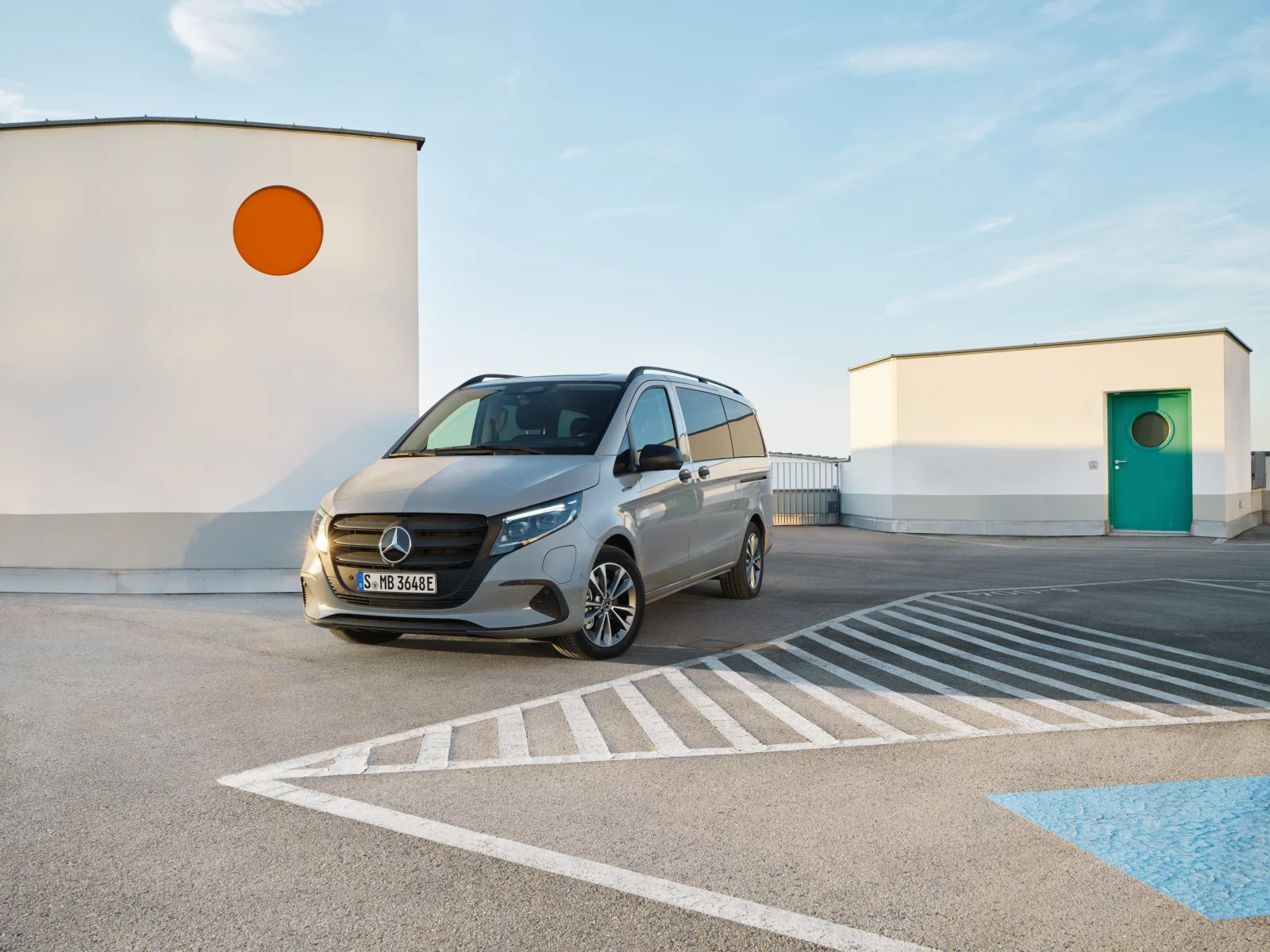 Mercedes-Benz Vito 3 by Clemens ASCHER