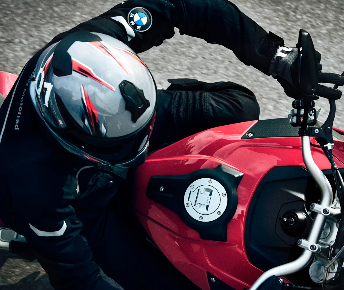 BMW Motorrad 1 by Daniel BLOM